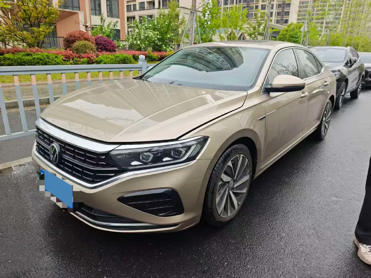 2021 Volkswagen Passat 2.0T 186HP L4 7DCT,autocango,china used car exporter,china ev exporter,chinese used car exporter,chinese used ev exporter