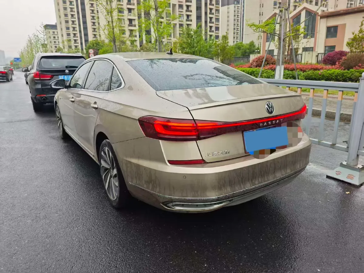 2021 Volkswagen Passat 2.0T 186HP L4 7DCT,autocango,china used car exporter,china ev exporter,chinese used car exporter,chinese used ev exporter