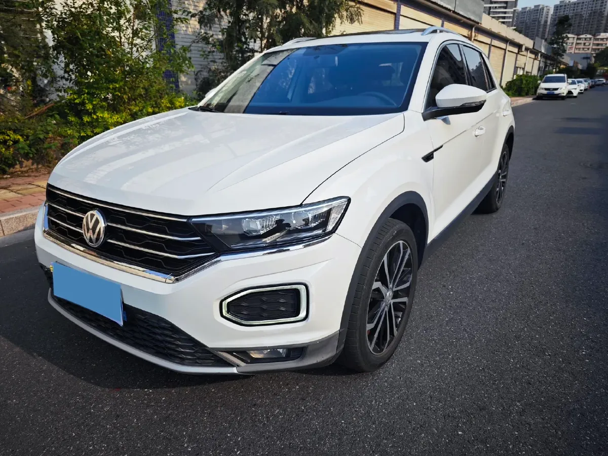 2020 Volkswagen T-Roc 1.4T 150HP L4 7DCT,autocango,china used car exporter,china ev exporter,chinese used car exporter,chinese used ev exporter