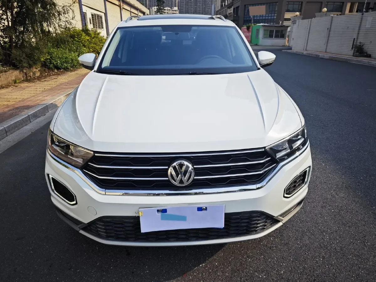 2020 Volkswagen T-Roc 1.4T 150HP L4 7DCT,autocango,china used car exporter,china ev exporter,chinese used car exporter,chinese used ev exporter