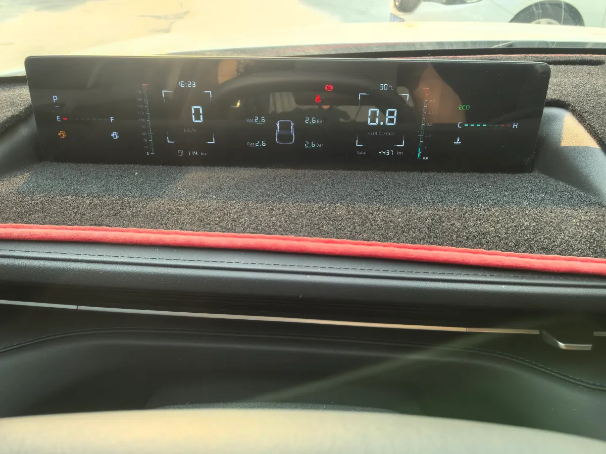 2023 ChangAn Lamore 1.5T 170HP L4 7DCT,autocango,china used car exporter,china ev exporter,chinese used car exporter,chinese used ev exporter