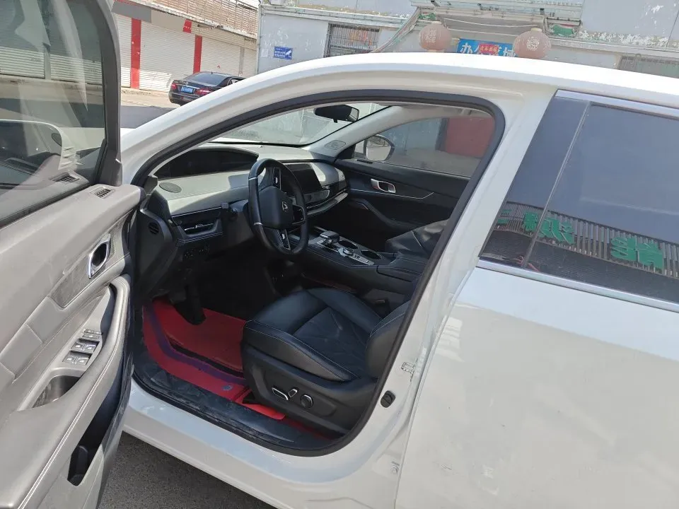 2023 ChangAn UNI-K 2.0T 233HP L4 8AT,autocango,china used car exporter,china ev exporter,chinese used car exporter,chinese used ev exporter