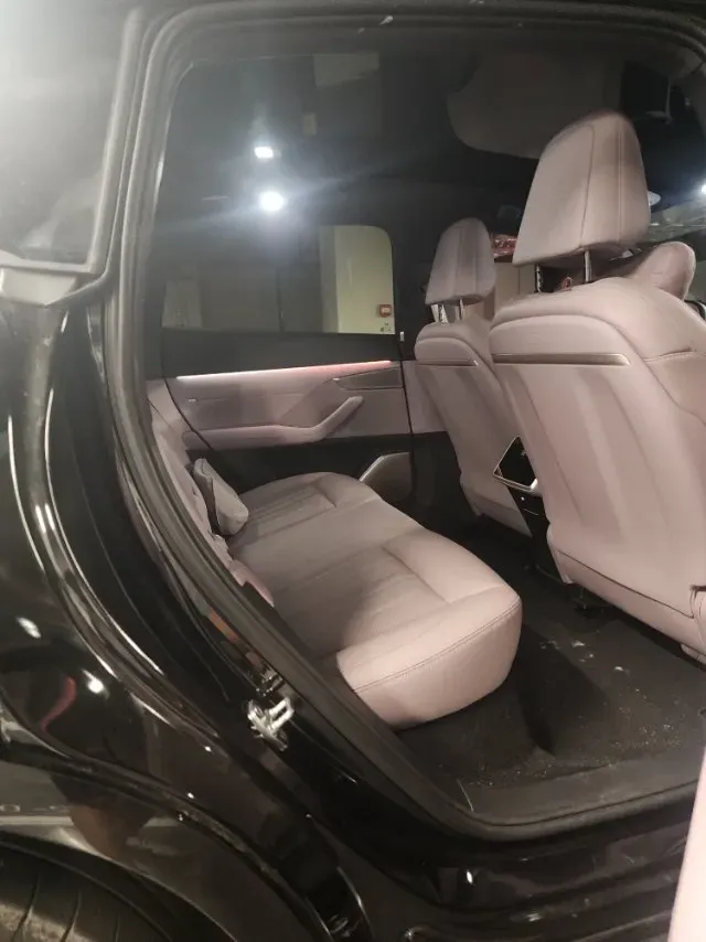 2024 IM L6 BEV 75KWH,autocango,china used car exporter,china ev exporter,chinese used car exporter,chinese used ev exporter