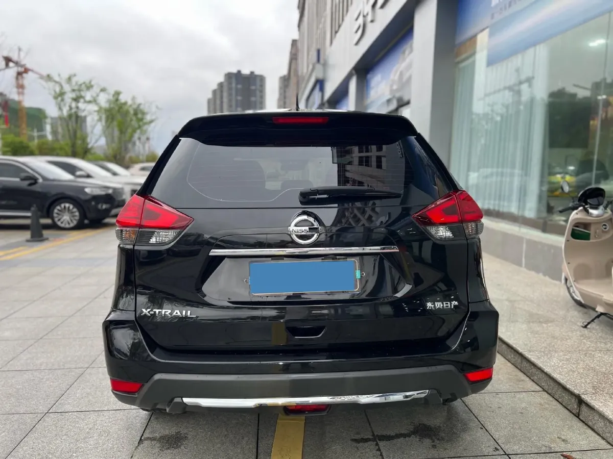 2023 Nissan X-Trail 2.0L 151HP L4 CVT,autocango,china used car exporter,china ev exporter,chinese used car exporter,chinese used ev exporter