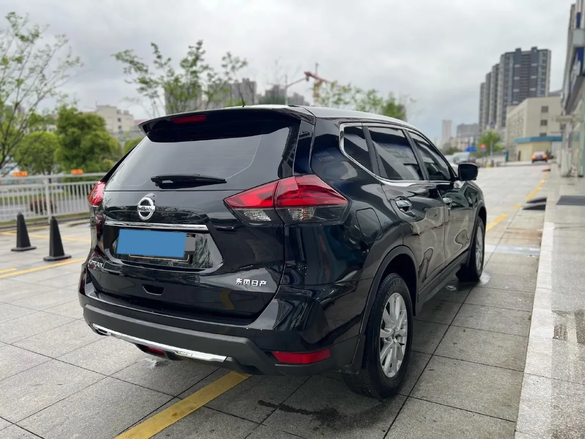 2023 Nissan X-Trail 2.0L 151HP L4 CVT,autocango,china used car exporter,china ev exporter,chinese used car exporter,chinese used ev exporter