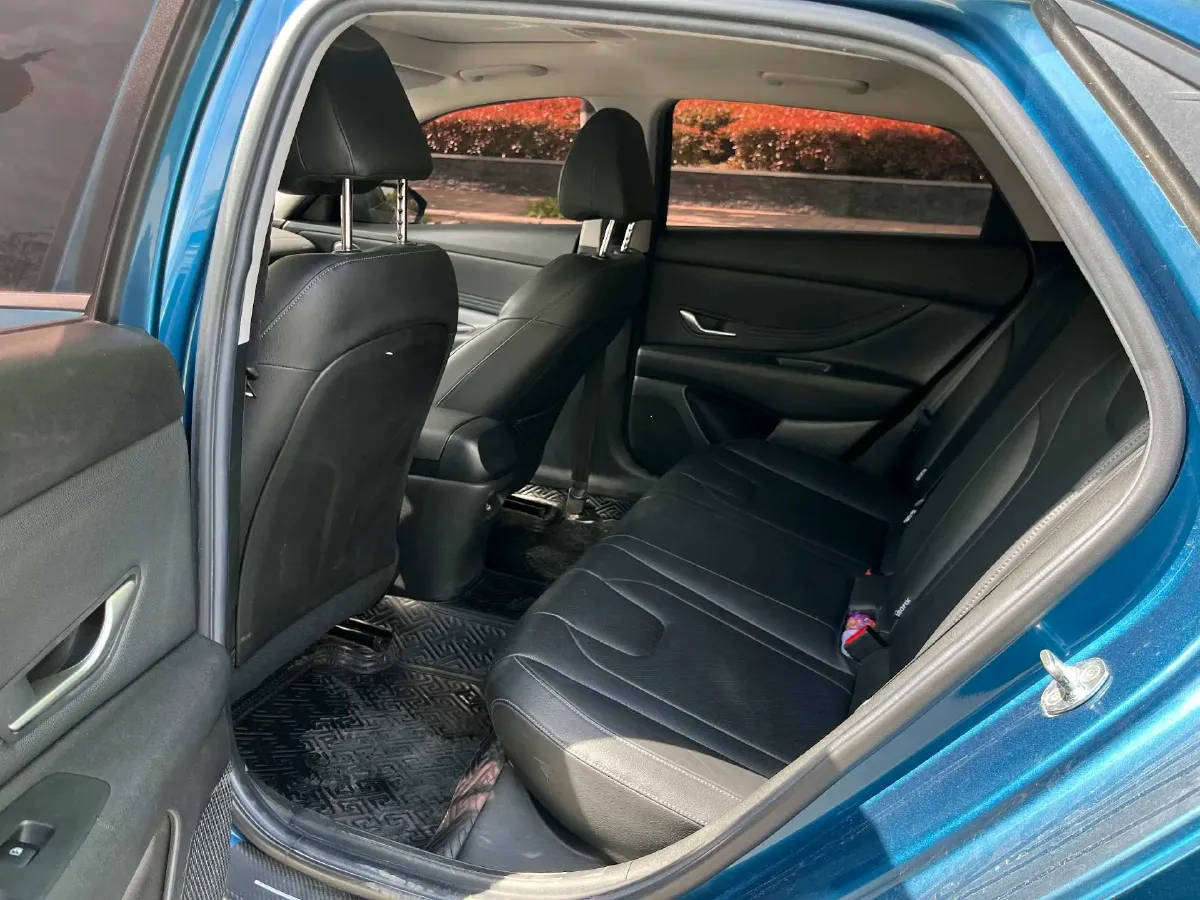 2021 Hyundai Elantra 1.5L 115HP L4 CVT,autocango,china used car exporter,china ev exporter,chinese used car exporter,chinese used ev exporter