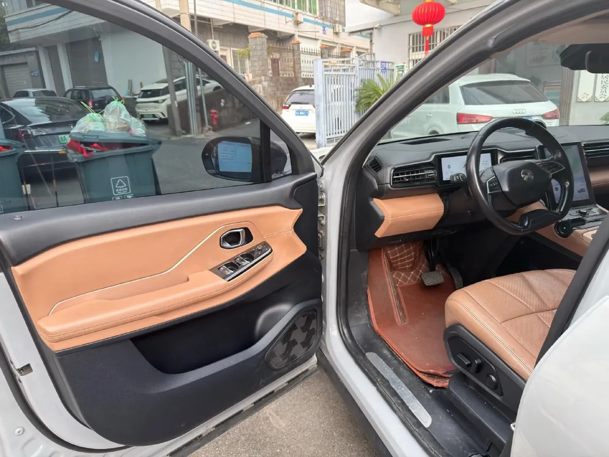 2018 NIO ES8 BEV 70KWH,autocango,china used car exporter,china ev exporter,chinese used car exporter,chinese used ev exporter