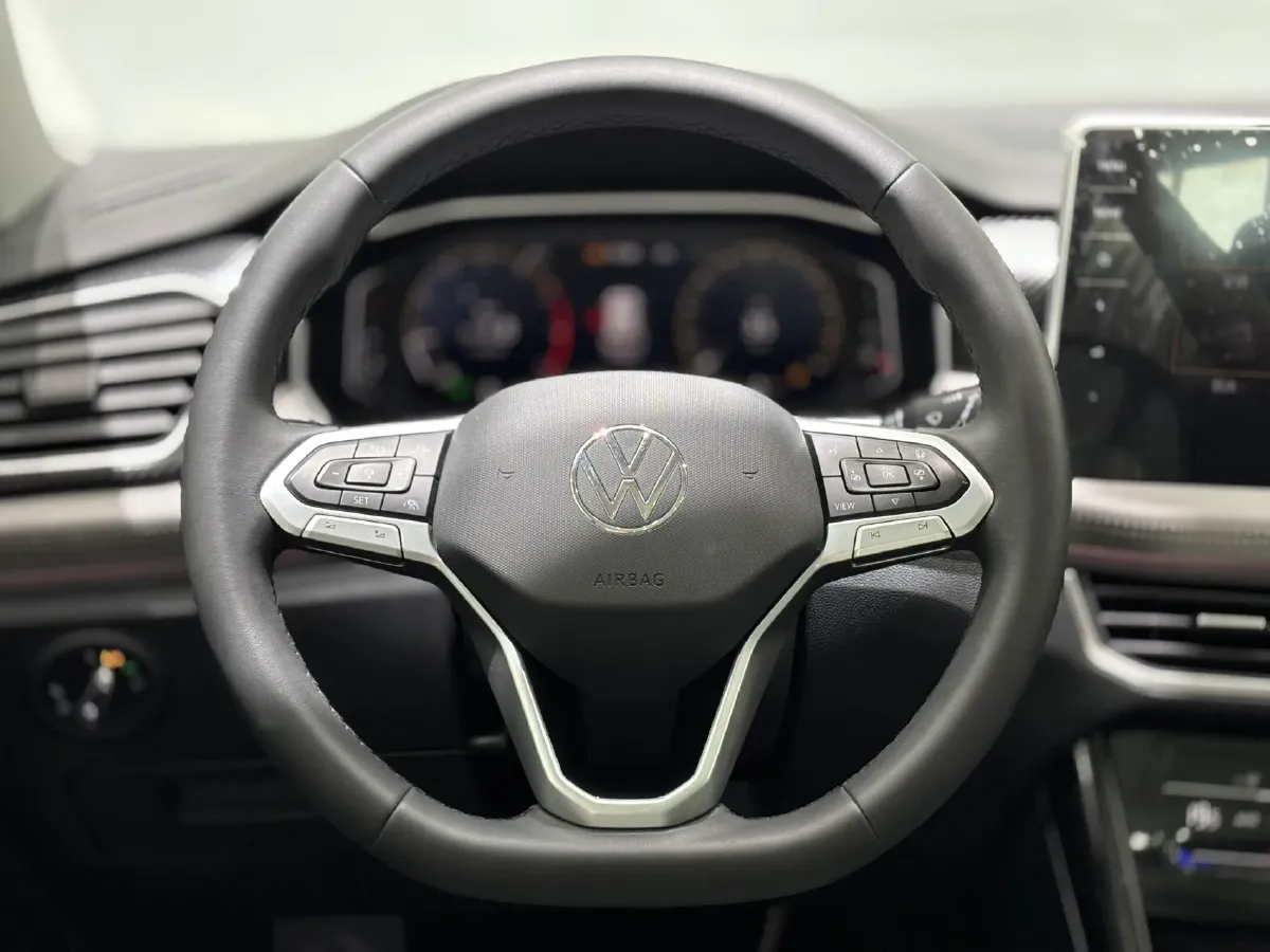 2023 Volkswagen Tayron 1.4T 150HP L4 7DCT,autocango,china used car exporter,china ev exporter,chinese used car exporter,chinese used ev exporter