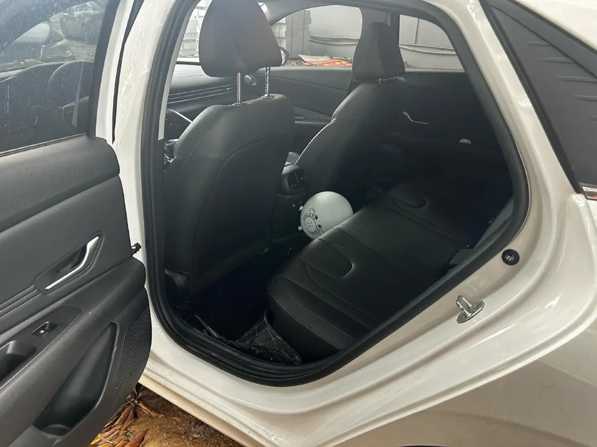 2023 Hyundai Elantra 1.5L 115HP L4 CVT,autocango,china used car exporter,china ev exporter,chinese used car exporter,chinese used ev exporter