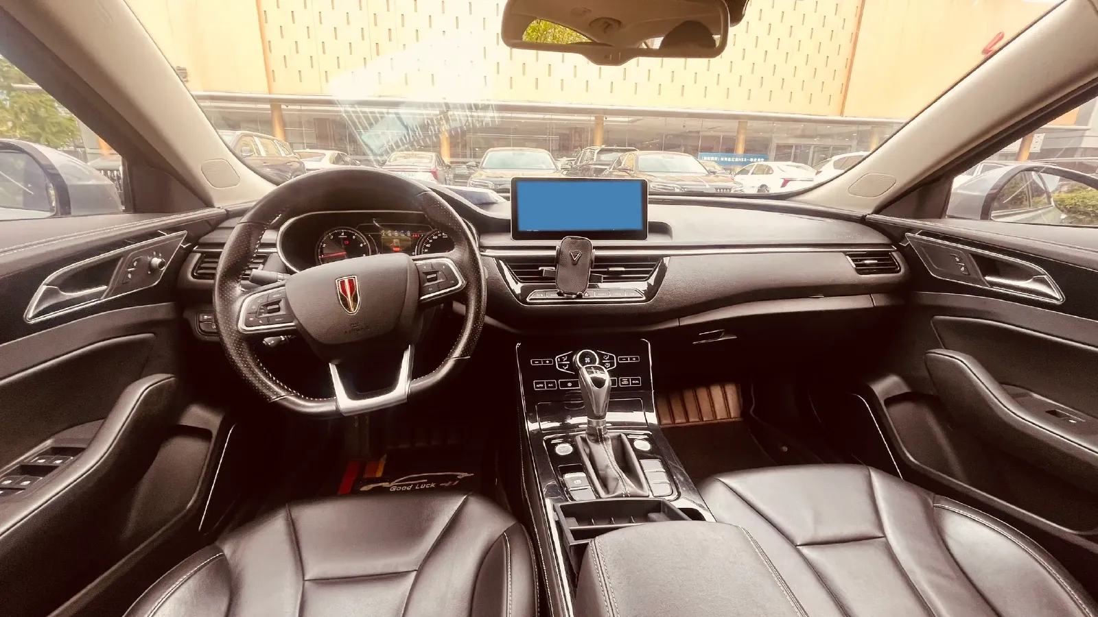 2019 HongQi H5 1.8T 180HP L4 6AT,autocango,china used car exporter,china ev exporter,chinese used car exporter,chinese used ev exporter