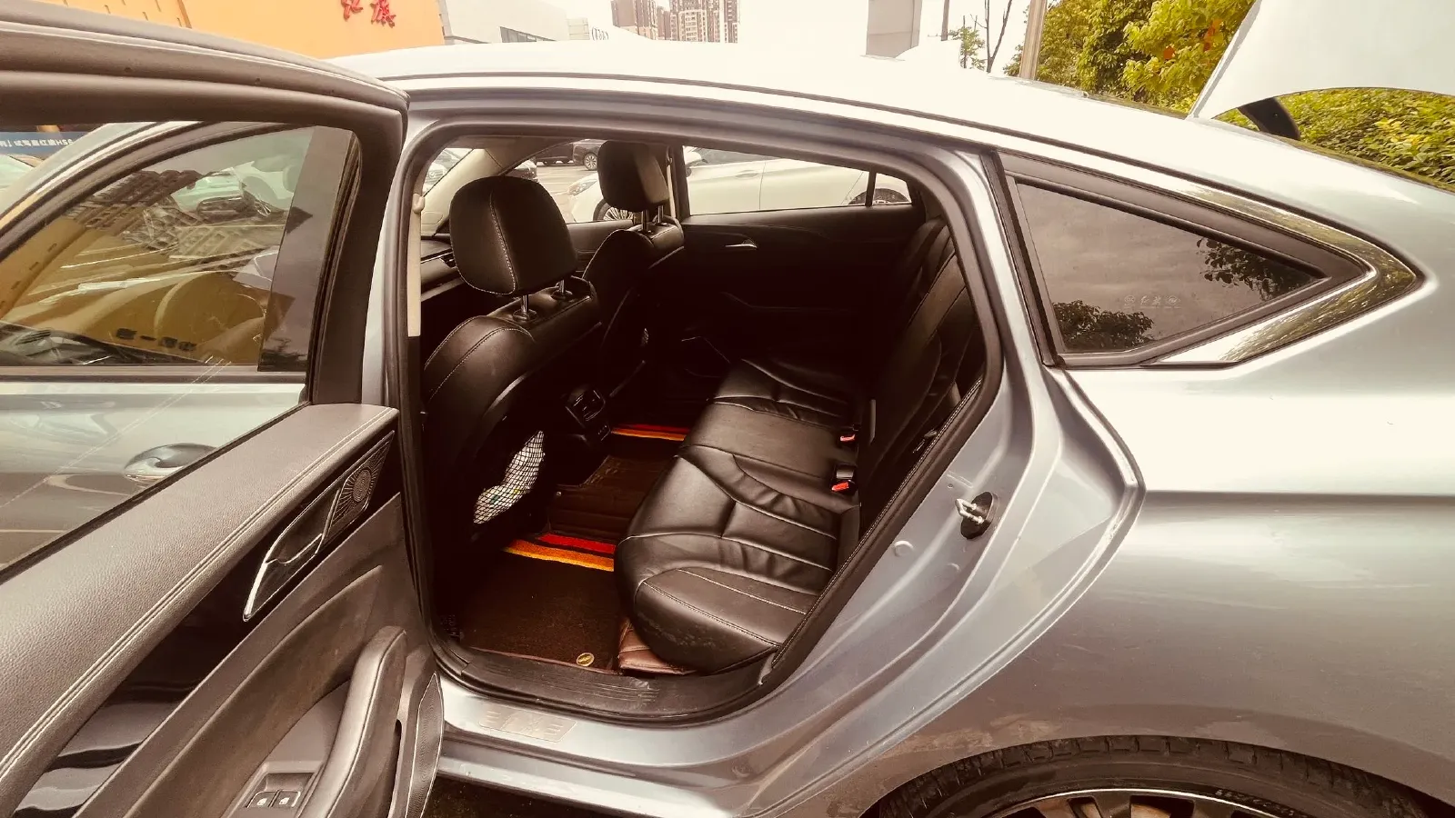 2019 HongQi H5 1.8T 180HP L4 6AT,autocango,china used car exporter,china ev exporter,chinese used car exporter,chinese used ev exporter