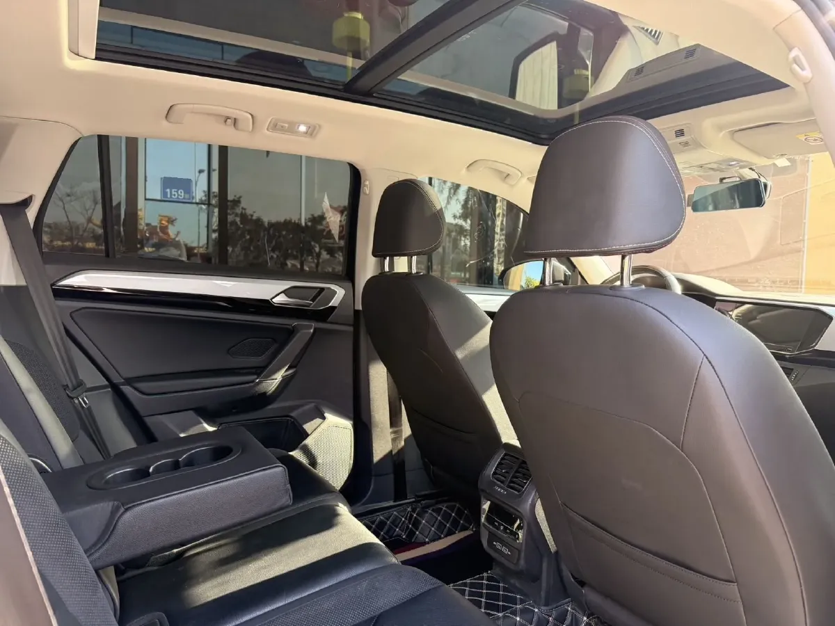 2020 Volkswagen Tayron 2.0T 186HP L4 7DCT,autocango,china used car exporter,china ev exporter,chinese used car exporter,chinese used ev exporter