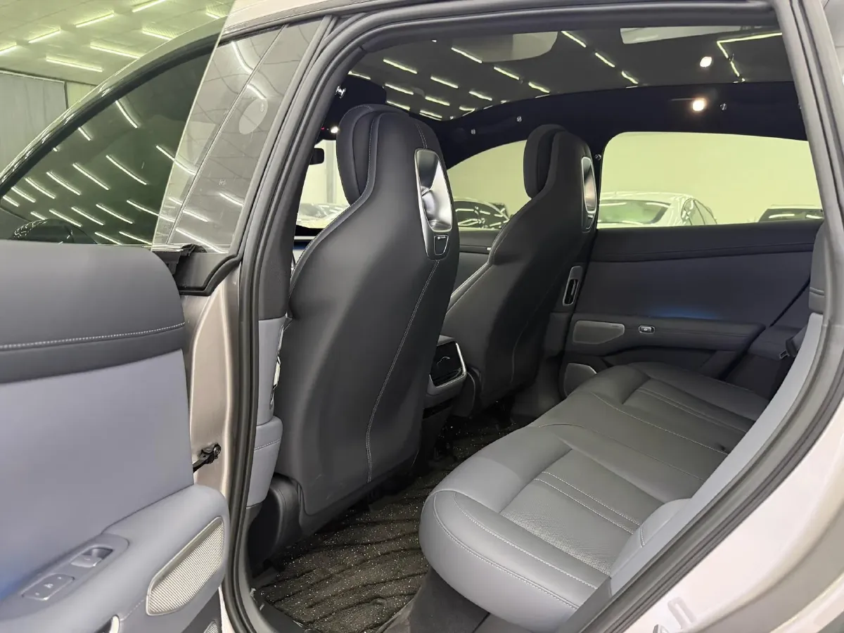 2025 MI YU7 BEV 96.3KWH,autocango,china used car exporter,china ev exporter,chinese used car exporter,chinese used ev exporter