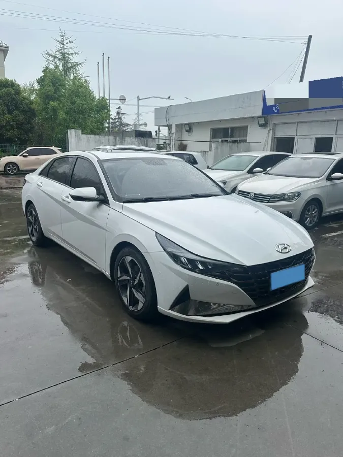 2022 Hyundai Elantra 1.5L 115HP L4 CVT,autocango,china used car exporter,china ev exporter,chinese used car exporter,chinese used ev exporter