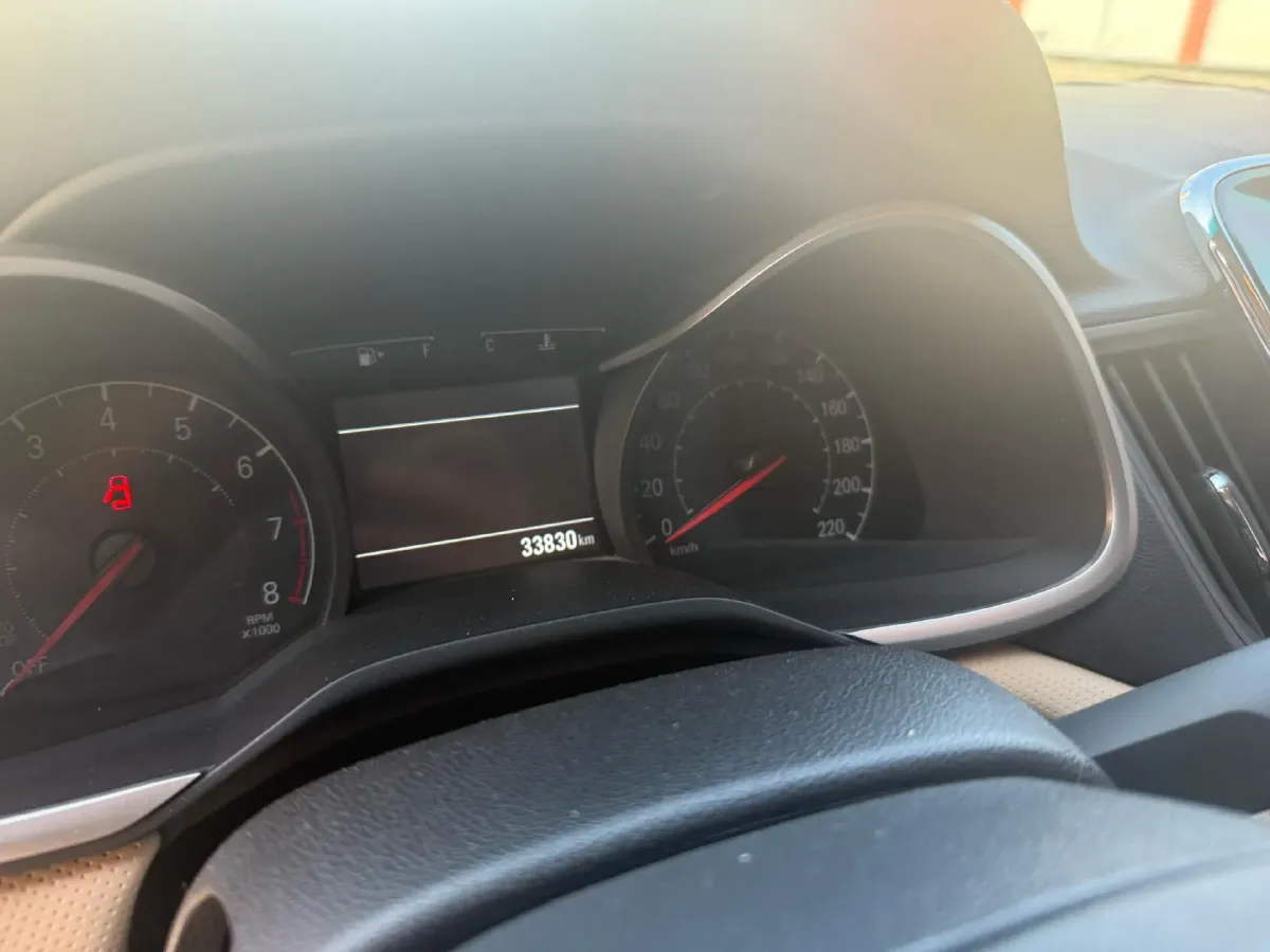 2021 Chevrolet Monza 1.5L 113HP L4 6AT,autocango,china used car exporter,china ev exporter,chinese used car exporter,chinese used ev exporter