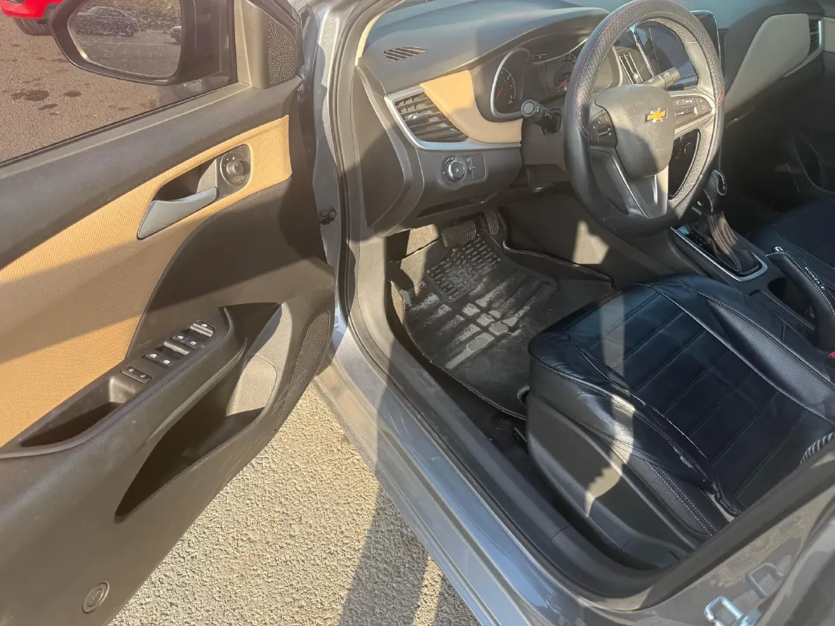 2021 Chevrolet Monza 1.5L 113HP L4 6AT,autocango,china used car exporter,china ev exporter,chinese used car exporter,chinese used ev exporter