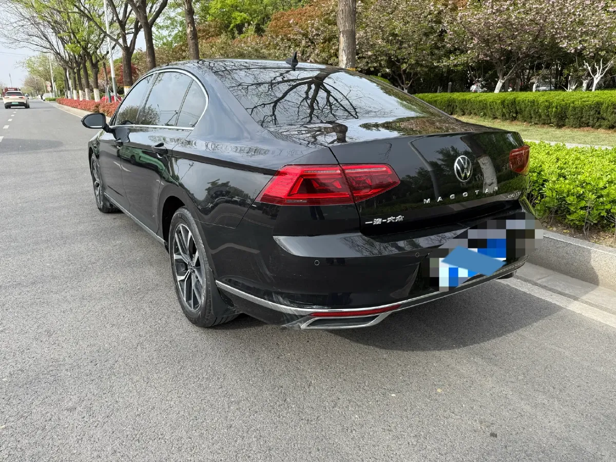 2020 Volkswagen Magotan 2.0T 186HP L4 7DCT,autocango,china used car exporter,china ev exporter,chinese used car exporter,chinese used ev exporter