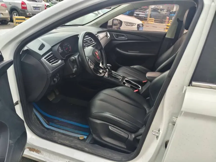 2019 Roewe i5 1.5L 120HP L4 CVT,autocango,china used car exporter,china ev exporter,chinese used car exporter,chinese used ev exporter