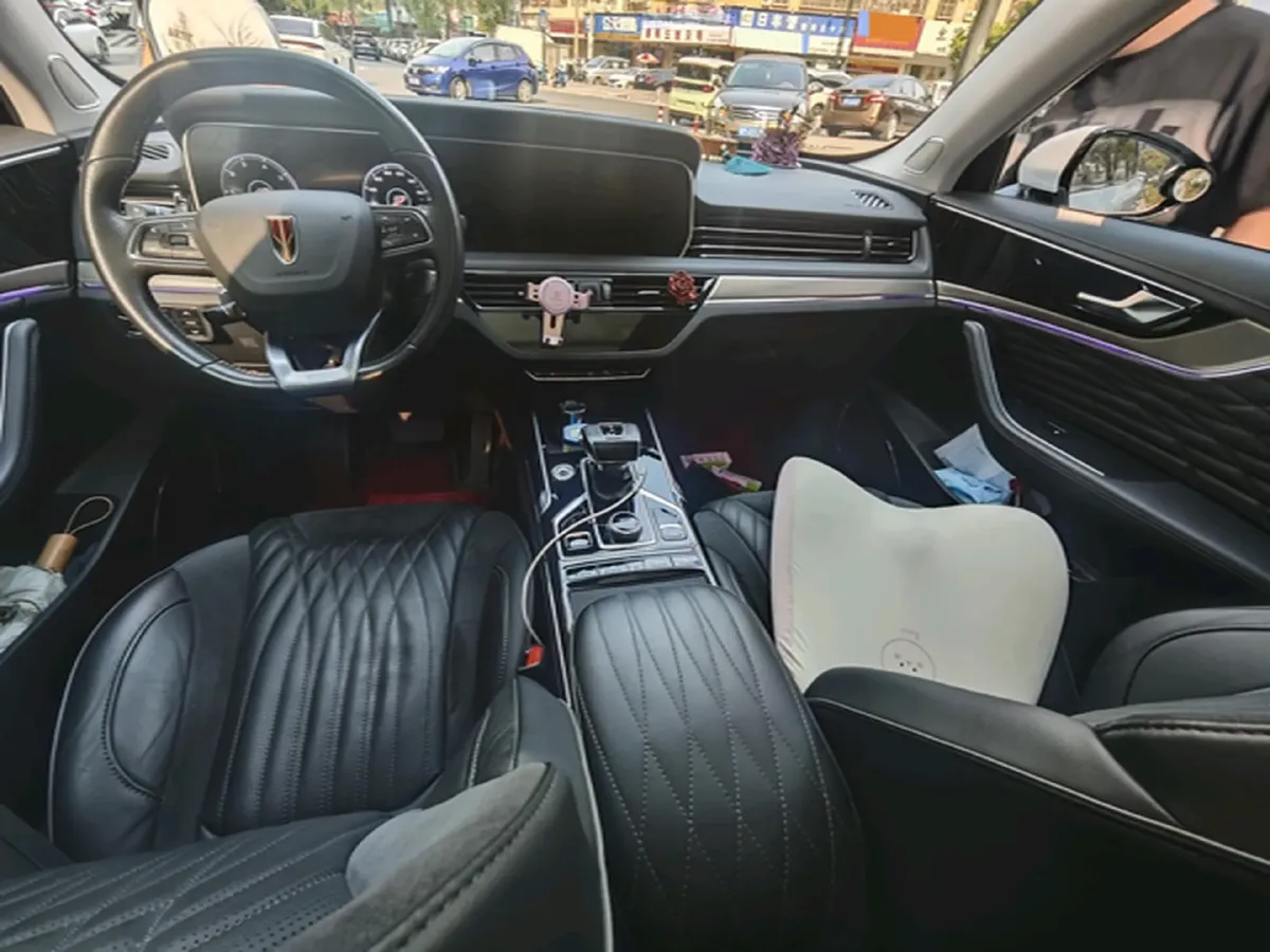 2022 HongQi HS5 2.0T 224HP L4 6AT,autocango,china used car exporter,china ev exporter,chinese used car exporter,chinese used ev exporter