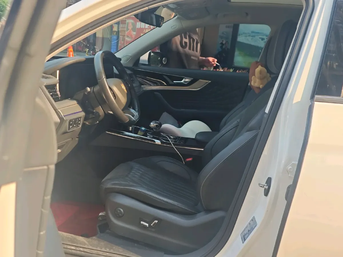 2022 HongQi HS5 2.0T 224HP L4 6AT,autocango,china used car exporter,china ev exporter,chinese used car exporter,chinese used ev exporter