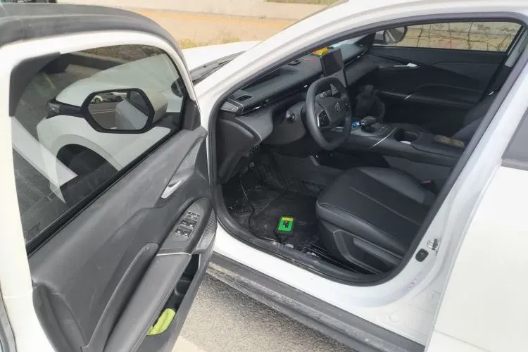 2023 ChangAn Lamore 1.5T 170HP L4 7DCT,autocango,china used car exporter,china ev exporter,chinese used car exporter,chinese used ev exporter