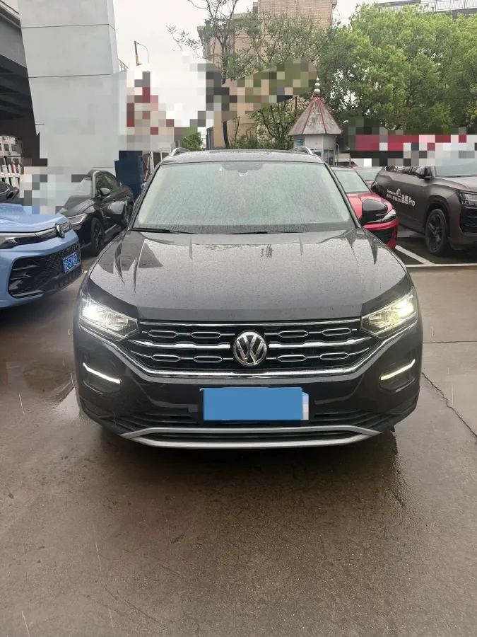 2019 Jeep Cherokee 2.0T 234HP L4 9AT,autocango,china used car exporter,china ev exporter,chinese used car exporter,chinese used ev exporter
