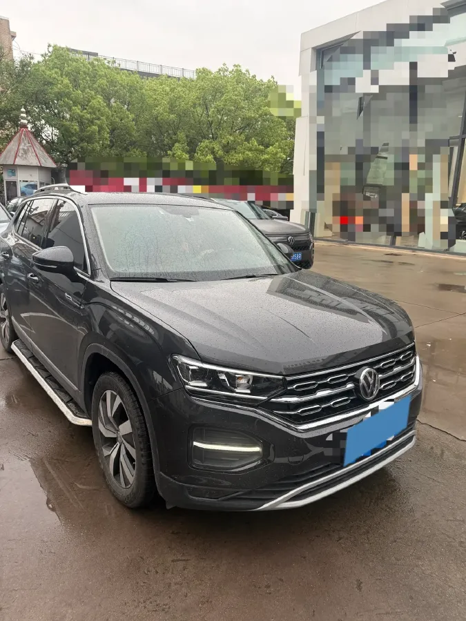 2019 Jeep Cherokee 2.0T 234HP L4 9AT,autocango,china used car exporter,china ev exporter,chinese used car exporter,chinese used ev exporter