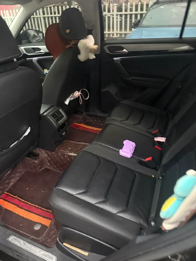 2019 Jeep Cherokee 2.0T 234HP L4 9AT,autocango,china used car exporter,china ev exporter,chinese used car exporter,chinese used ev exporter