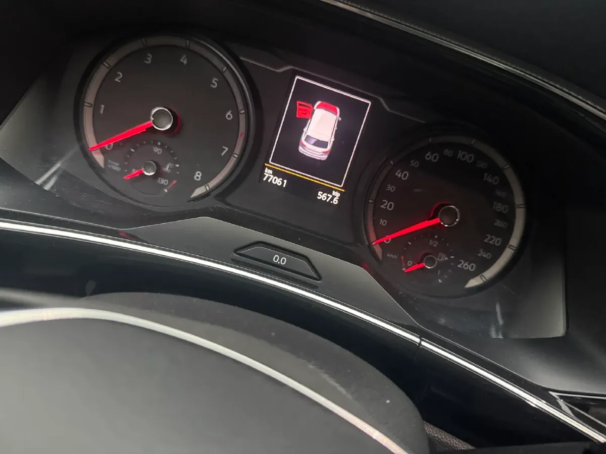 2019 Jeep Cherokee 2.0T 234HP L4 9AT,autocango,china used car exporter,china ev exporter,chinese used car exporter,chinese used ev exporter