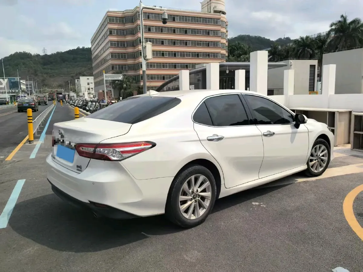 2021 Toyota Camry 2.0L 178HP L4 CVT,autocango,china used car exporter,china ev exporter,chinese used car exporter,chinese used ev exporter