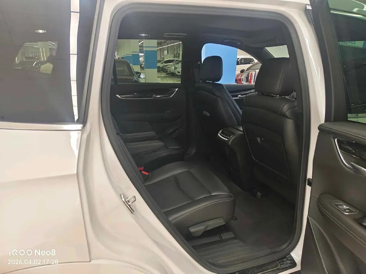 2021 Cadillac XT6 2.0T 237HP L4 9AT,autocango,china used car exporter,china ev exporter,chinese used car exporter,chinese used ev exporter