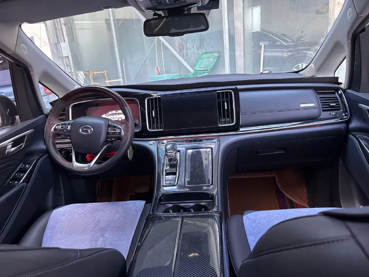 2021 GAC Trumpchi M8 2.0T 252HP L4 8AT,autocango,china used car exporter,china ev exporter,chinese used car exporter,chinese used ev exporter