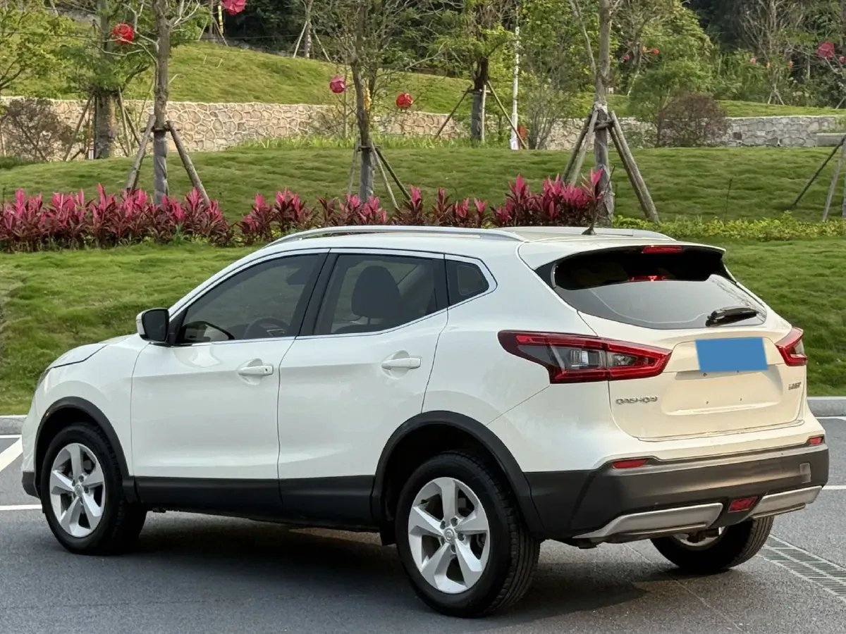 2021 Nissan Qashqai 2.0L 151HP L4 CVT,autocango,china used car exporter,china ev exporter,chinese used car exporter,chinese used ev exporter