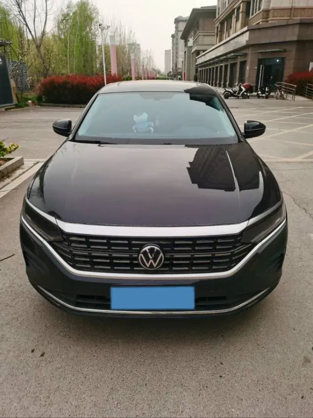 2024 Volkswagen Passat 2.0T 220HP L4 7DCT,autocango,china used car exporter,china ev exporter,chinese used car exporter,chinese used ev exporter