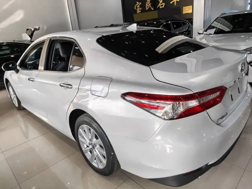 2023 Toyota Camry 2.5L 178HP L4 E-CVT Hybrid,autocango,china used car exporter,china ev exporter,chinese used car exporter,chinese used ev exporter