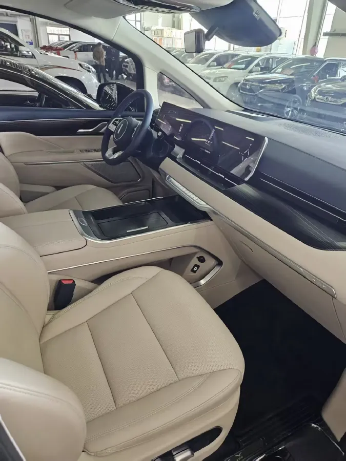 2024 Mercedes-Benz C Class 1.5T 204HP L4 9AT,autocango,china used car exporter,china ev exporter,chinese used car exporter,chinese used ev exporter