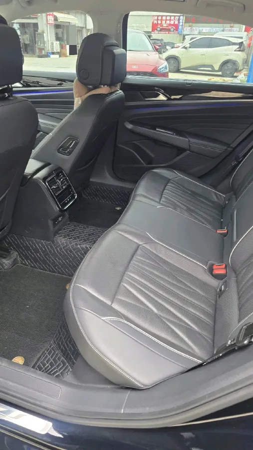 2022 Xpeng P7 BEV 60.2KWH,autocango,china used car exporter,china ev exporter,chinese used car exporter,chinese used ev exporter