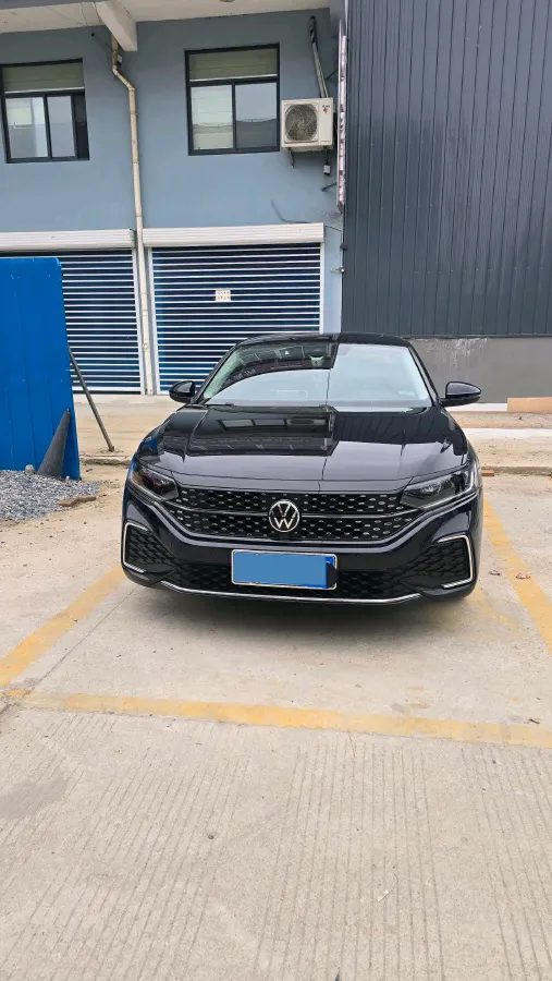 2022 Xpeng P7 BEV 60.2KWH,autocango,china used car exporter,china ev exporter,chinese used car exporter,chinese used ev exporter