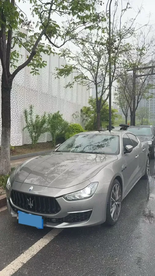 2022 Audi Q7 2.0T 245HP L4 8AT,autocango,china used car exporter,china ev exporter,chinese used car exporter,chinese used ev exporter