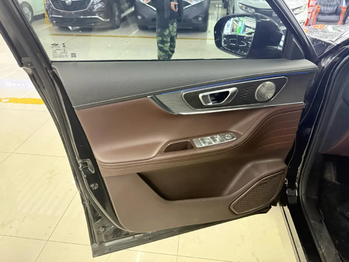 2022 Chery Tiggo 8 PRO 1.6T 197HP L4 7DCT,autocango,china used car exporter,china ev exporter,chinese used car exporter,chinese used ev exporter