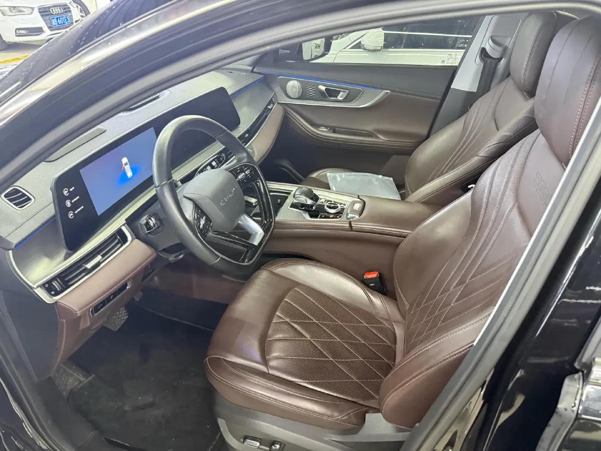 2022 Chery Tiggo 8 PRO 1.6T 197HP L4 7DCT,autocango,china used car exporter,china ev exporter,chinese used car exporter,chinese used ev exporter