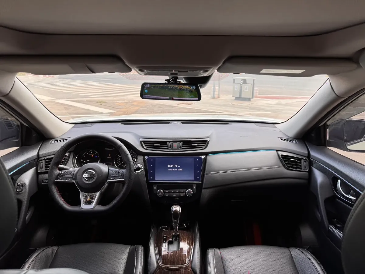 2021 Nissan X-Trail 2.5L 181HP L4 CVT,autocango,china used car exporter,china ev exporter,chinese used car exporter,chinese used ev exporter