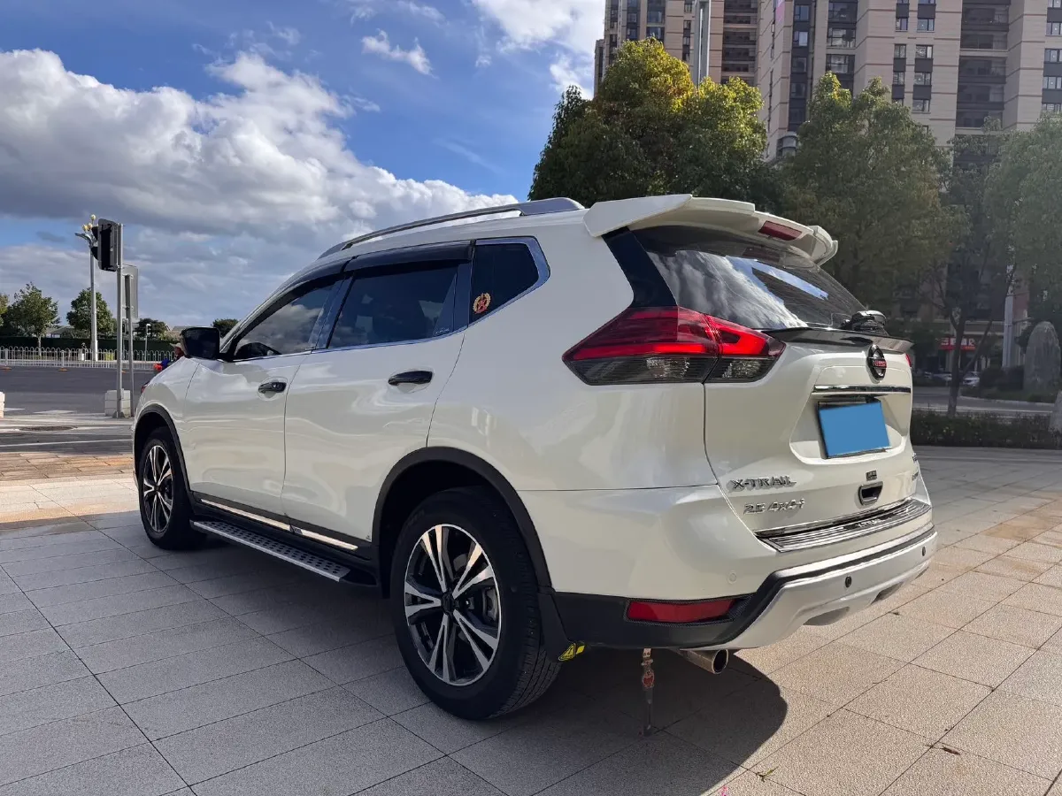 2021 Nissan X-Trail 2.5L 181HP L4 CVT,autocango,china used car exporter,china ev exporter,chinese used car exporter,chinese used ev exporter