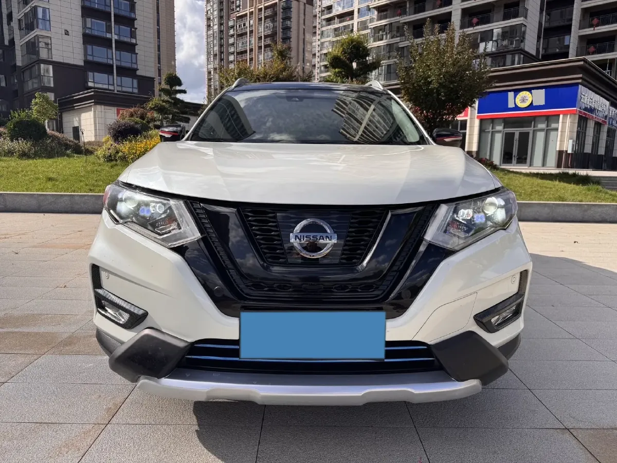 2021 Nissan X-Trail 2.5L 181HP L4 CVT,autocango,china used car exporter,china ev exporter,chinese used car exporter,chinese used ev exporter
