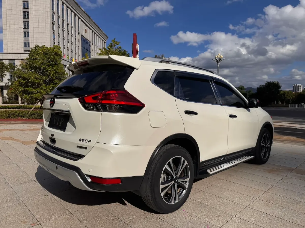 2021 Nissan X-Trail 2.5L 181HP L4 CVT,autocango,china used car exporter,china ev exporter,chinese used car exporter,chinese used ev exporter