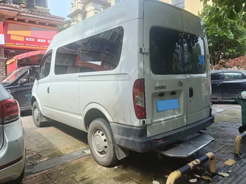 2020 MAXUS XinTu V80 2.5T 136HP L4 6MT,autocango,china used car exporter,china ev exporter,chinese used car exporter,chinese used ev exporter