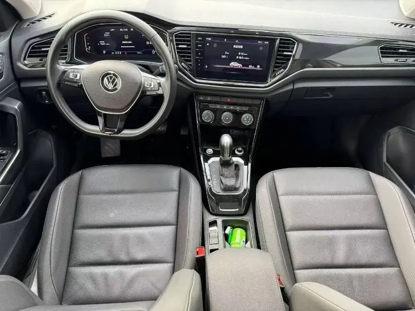 2020 Volkswagen T-Roc 1.4T 150HP L4 7DCT,autocango,china used car exporter,china ev exporter,chinese used car exporter,chinese used ev exporter