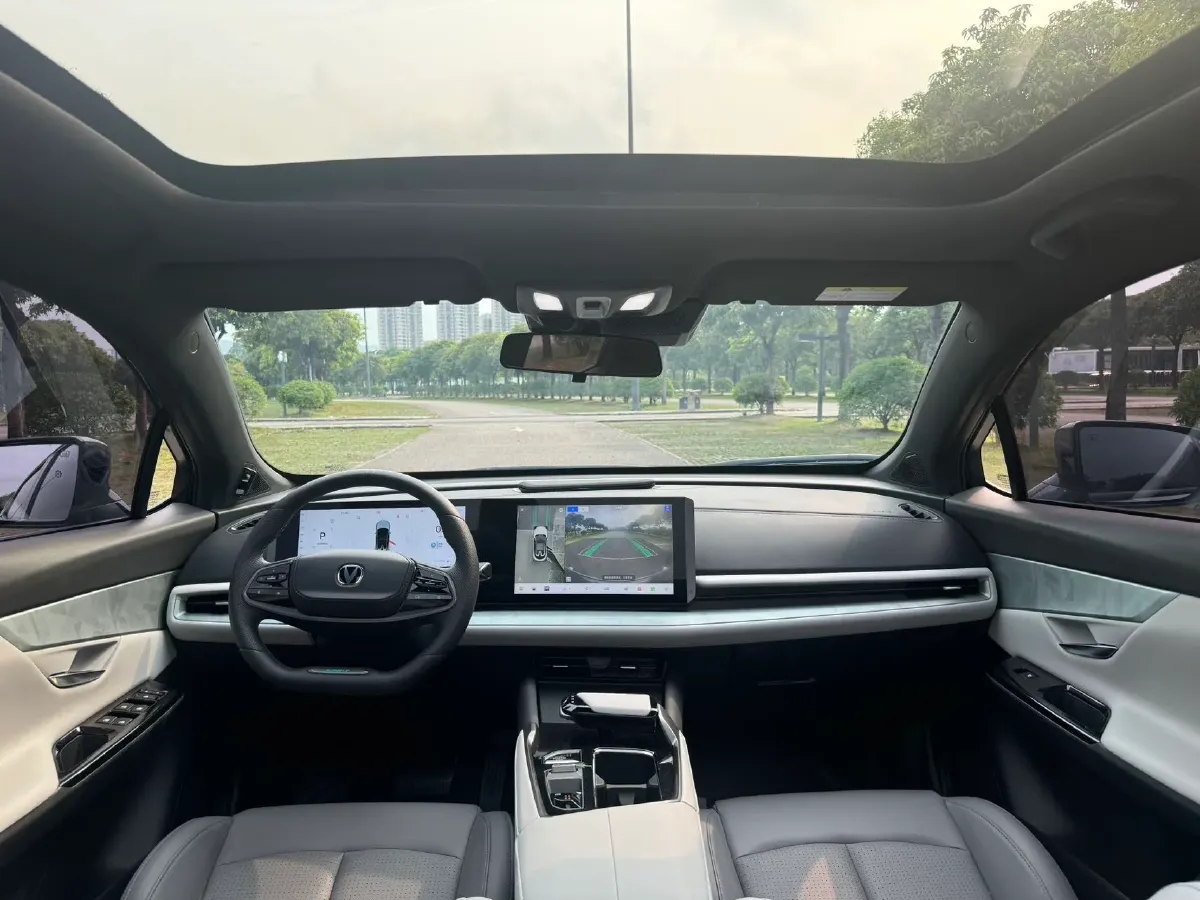 2023 ChangAn UNI-T 1.5T 188HP L4 7DCT,autocango,china used car exporter,china ev exporter,chinese used car exporter,chinese used ev exporter