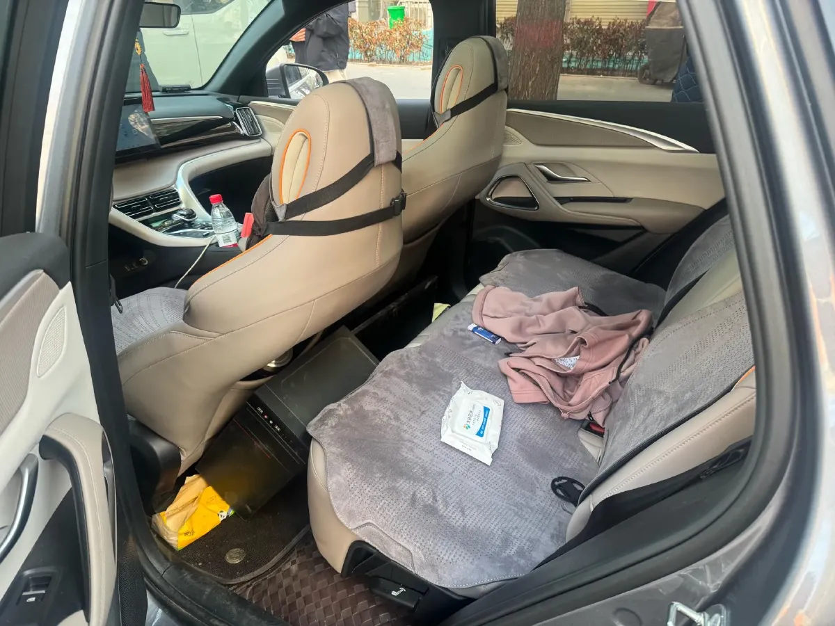 2024 BYD Song Pro 1.5L 110HP L4 E-CVT PHEV 12.9KWH,autocango,china used car exporter,china ev exporter,chinese used car exporter,chinese used ev exporter