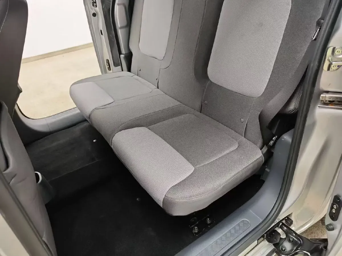 2025 WuLing ZhiGuang BEV,autocango,china used car exporter,china ev exporter,chinese used car exporter,chinese used ev exporter